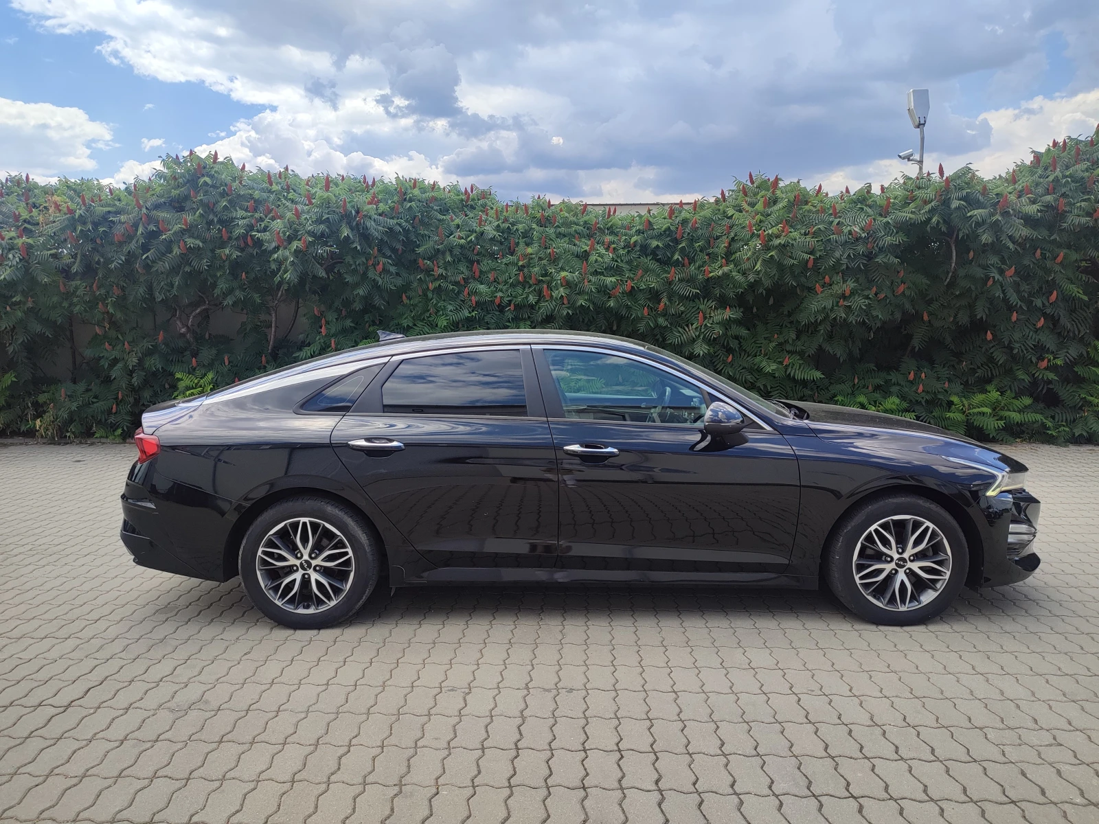Kia K5 2.0 Lpi, снимка 6 - Автомобили и джипове - 55036438