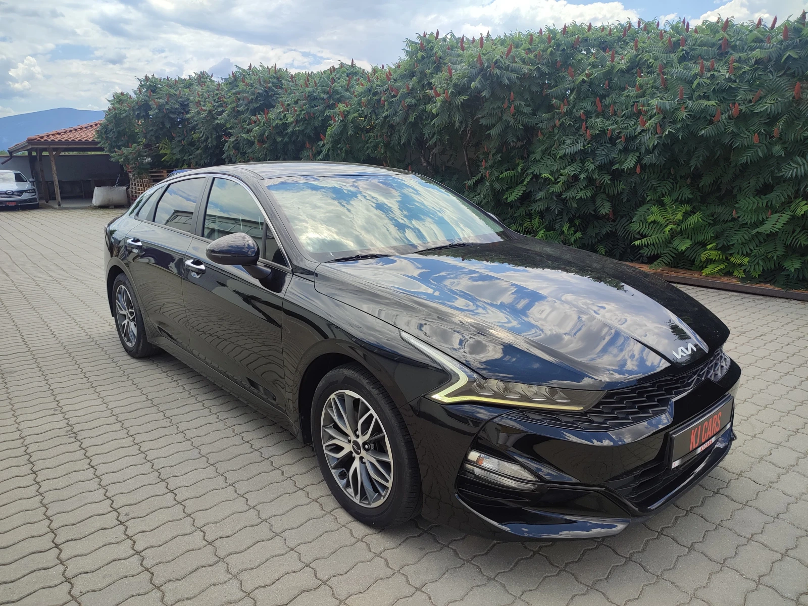 Kia K5 2.0 Lpi, снимка 3 - Автомобили и джипове - 55036438