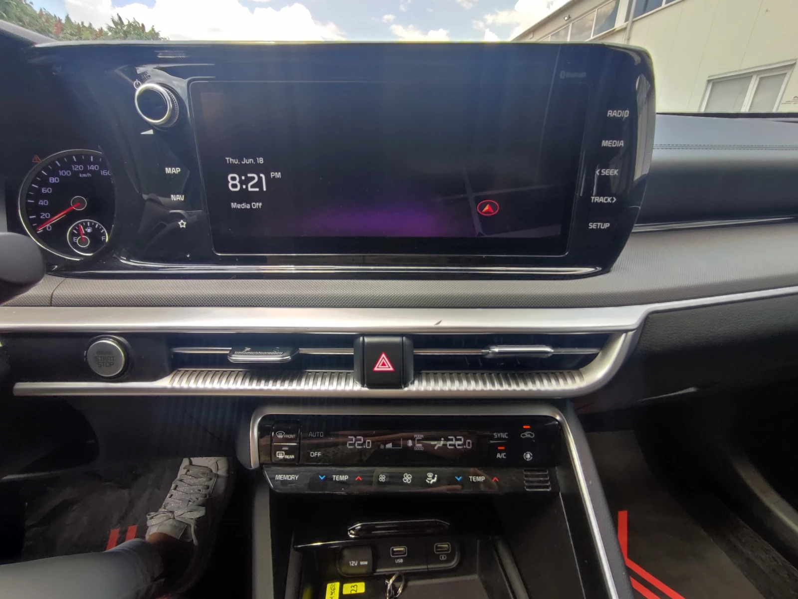 Kia K5 2.0 Lpi, снимка 10 - Автомобили и джипове - 55036438
