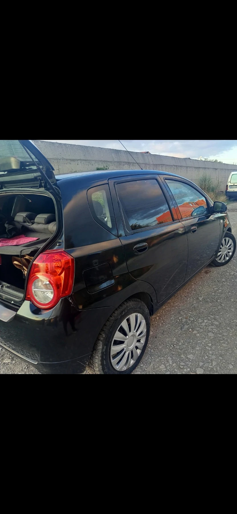 Chevrolet Aveo, снимка 8 - Автомобили и джипове - 55404353