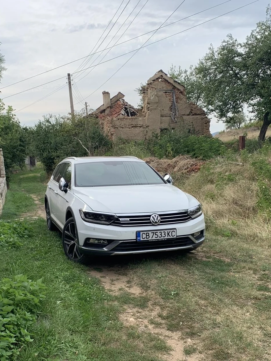 VW Passat 2.0 TSI, снимка 3 - Автомобили и джипове - 56485347