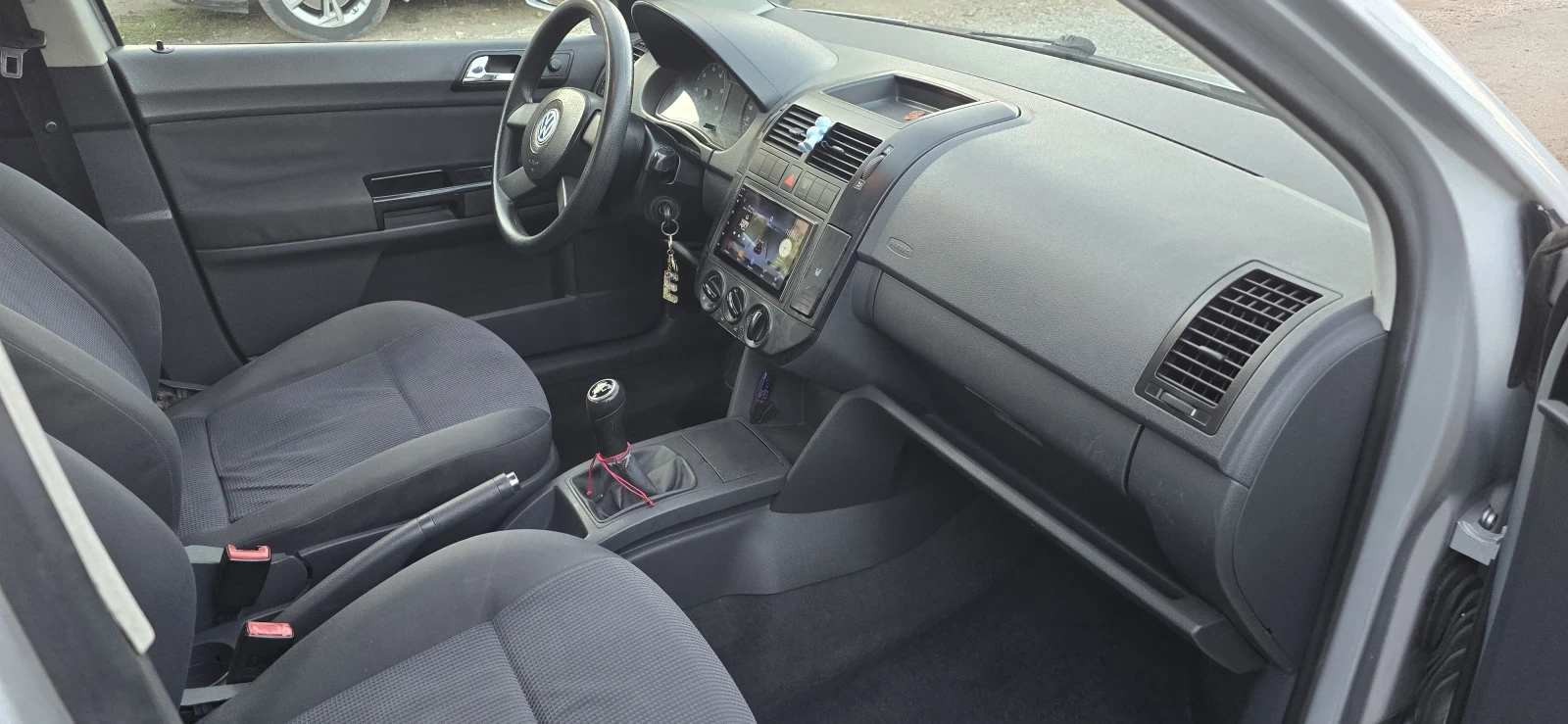 VW Polo, снимка 7 - Автомобили и джипове - 56660562