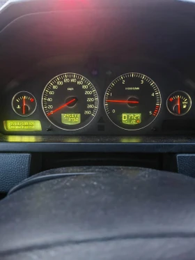 Volvo Xc90 2, 4 - 5500 € / 10757.07 лв. - 27061778 12