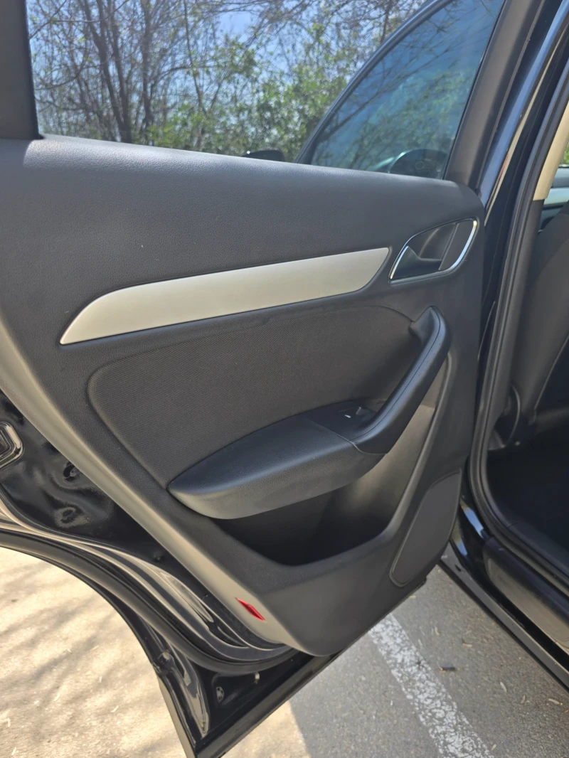 Audi Q3, снимка 12 - Автомобили и джипове - 52644455