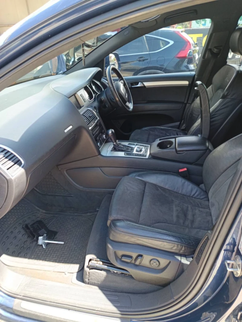 Audi Q7 3.0  S line paket TOP SUSTOQNIE , снимка 11 - Автомобили и джипове - 52483444