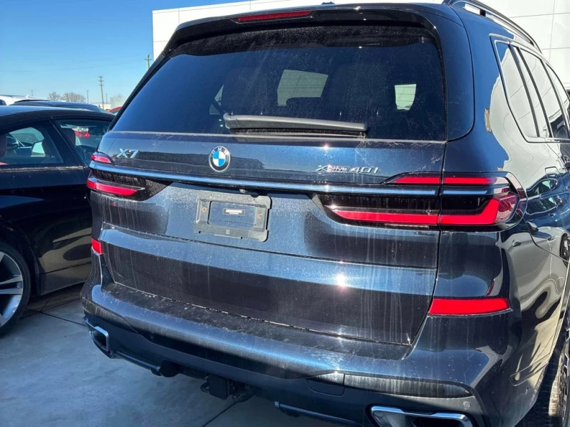 BMW X7 * xDrive40i * CARFAX * БЕЗ ПЪРВОНАЧАЛНА ВНОСКА, снимка 4 - Автомобили и джипове - 52972695