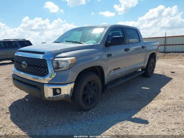 Toyota Tundra SR5 - изображение 3