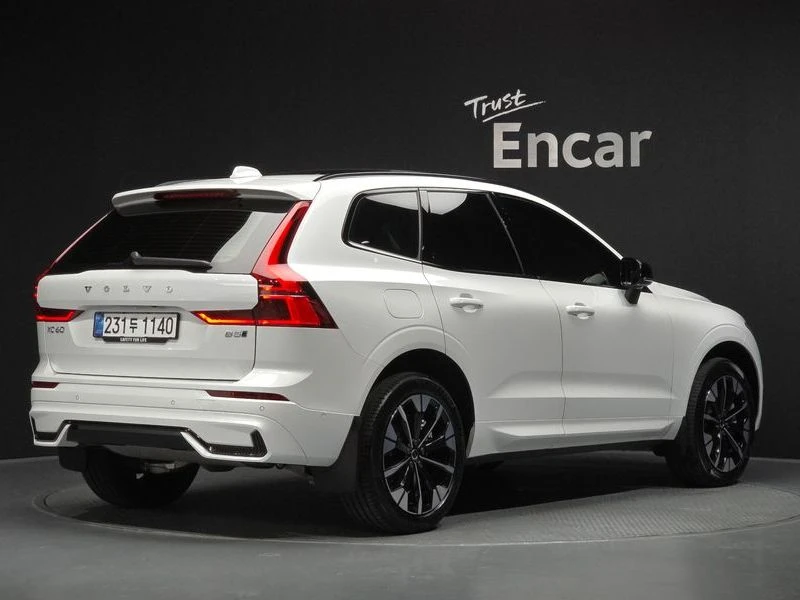 Volvo XC60 2.0 245 hp Automatic