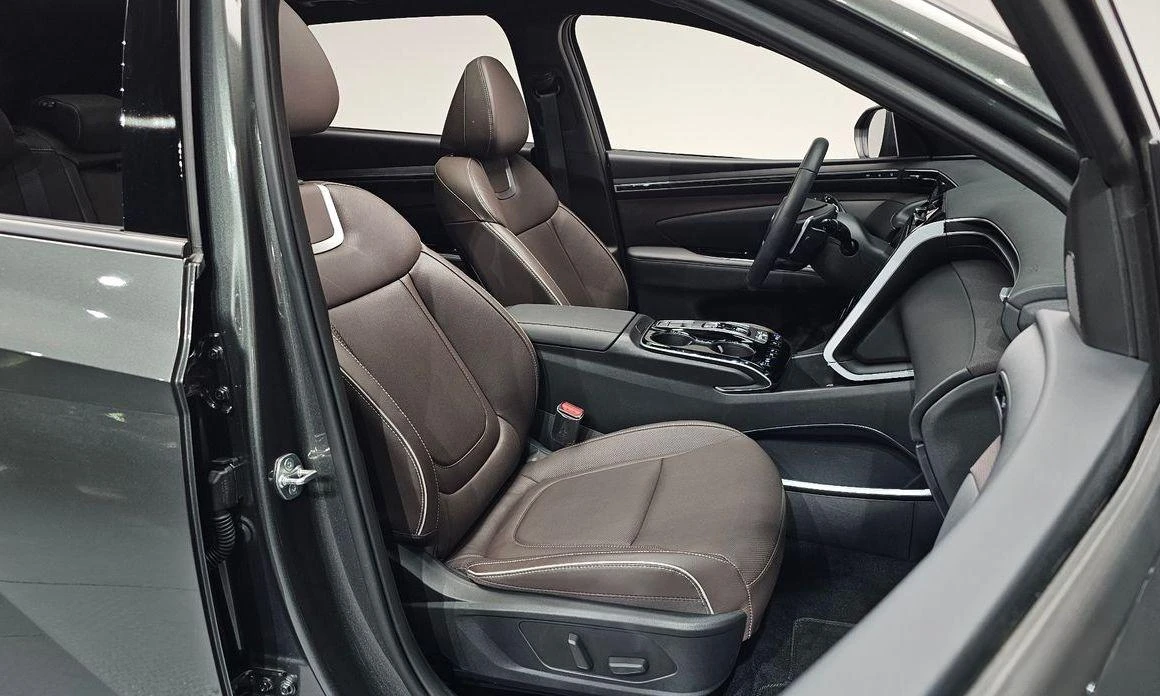Hyundai Tucson Gasoline 1.6 Turbo 2WD Inspiration - изображение 10