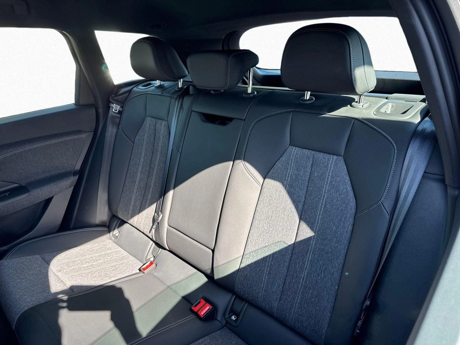 Audi Q6 100kW* S-LINE* QUATTRO* 360CAM* DISTR* KEYLESS*  | Mobile.bg � ����������� 14