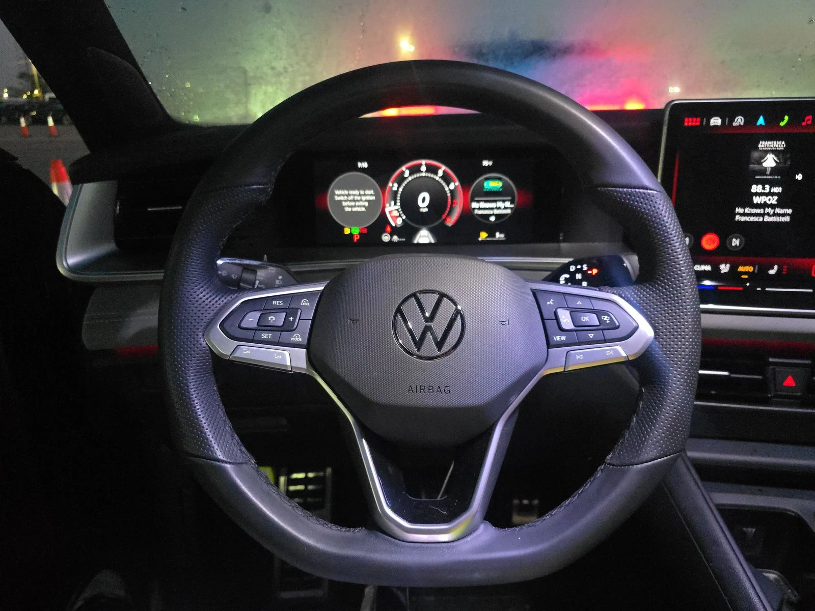 VW Tiguan SE R-Line Black, снимка 7 - Автомобили и джипове - 53826335