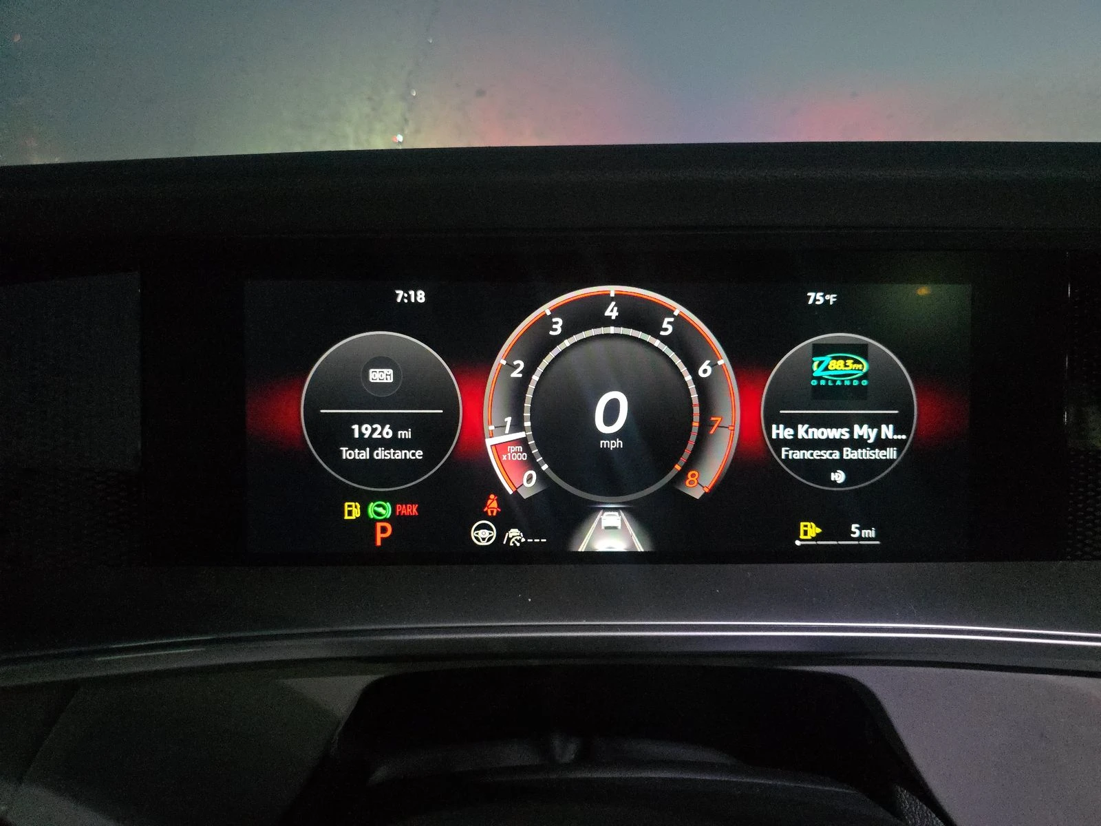 VW Tiguan SE R-Line Black, снимка 8 - Автомобили и джипове - 53826335