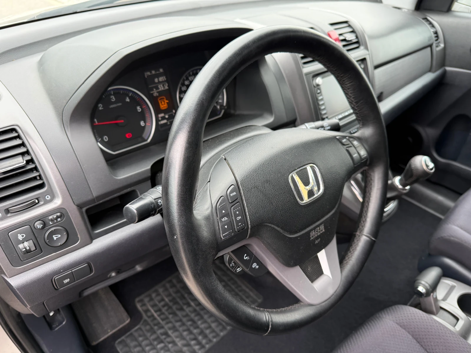 Honda Cr-v 2.2 i-CDTi 140кс / 4X4 / NAVI / CAMERA / BLUETOOTH, снимка 9 - Автомобили и джипове - 53918088