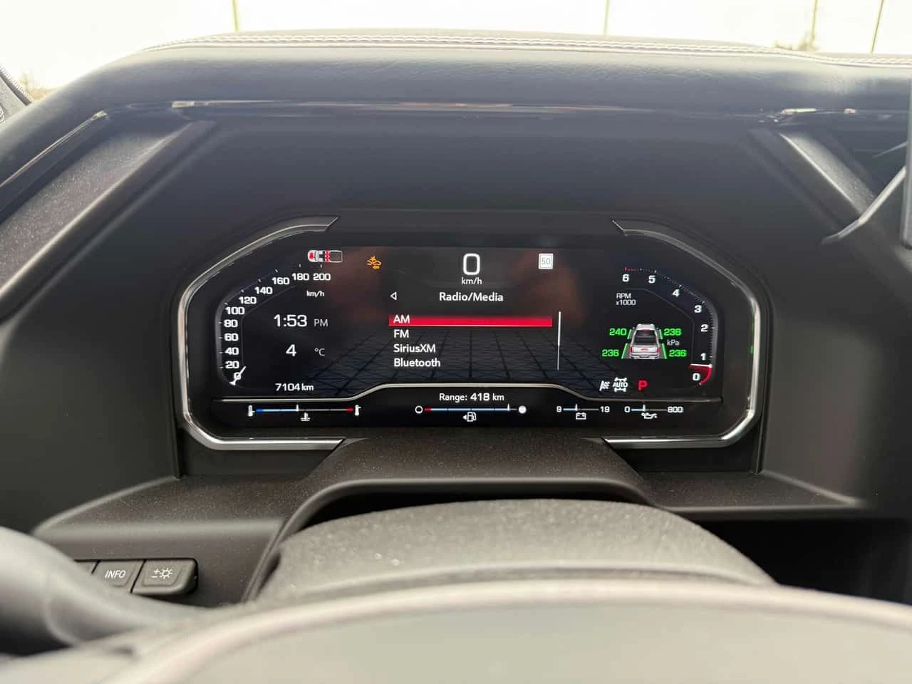 Gmc Sierra * AT4X * CARFAX * ОБДУХВАНЕ * KEYLESS * ПАНО, снимка 8 - Автомобили и джипове - 53970879