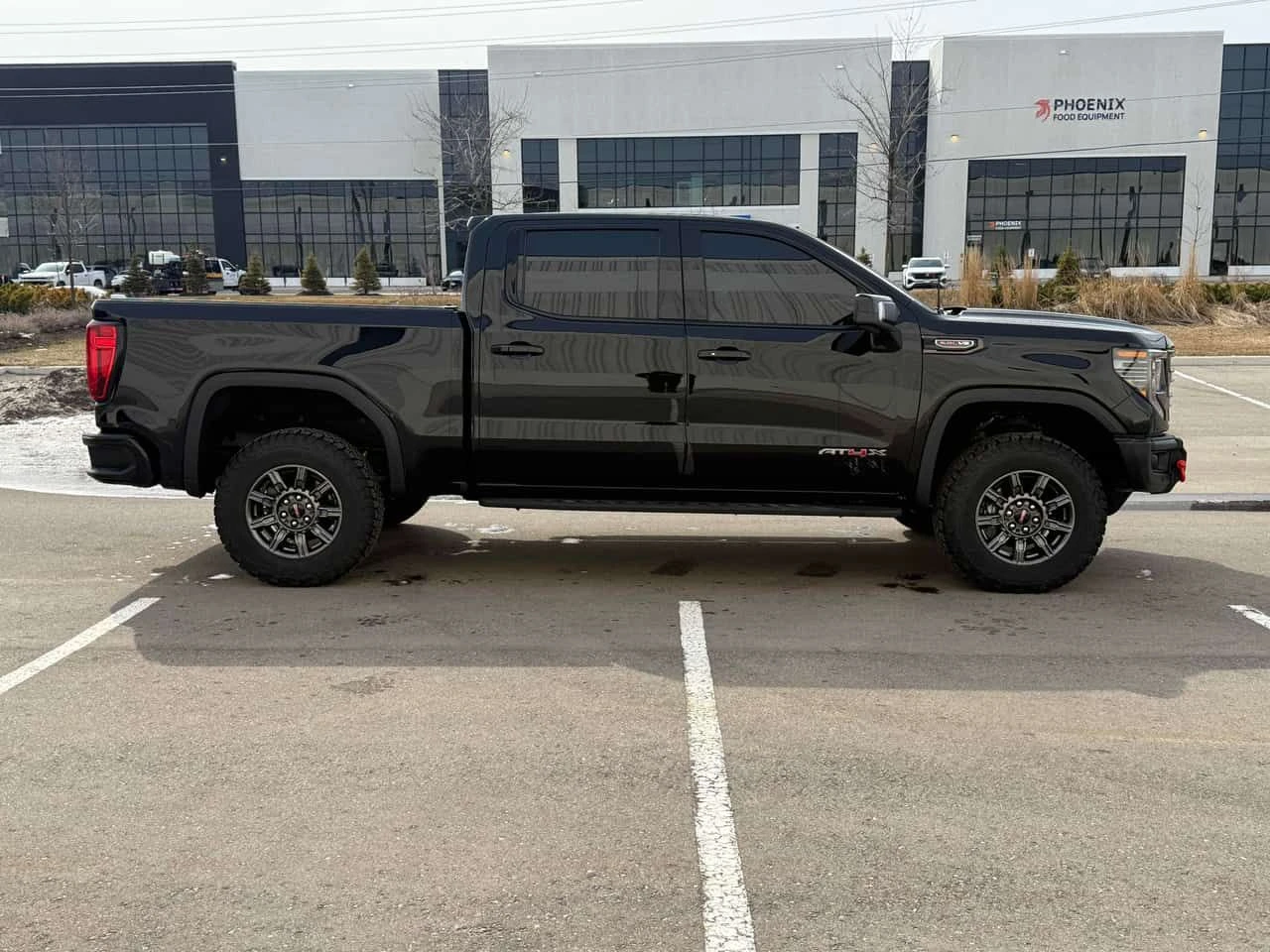 Gmc Sierra * AT4X * CARFAX * ОБДУХВАНЕ * KEYLESS * ПАНО, снимка 3 - Автомобили и джипове - 53970879