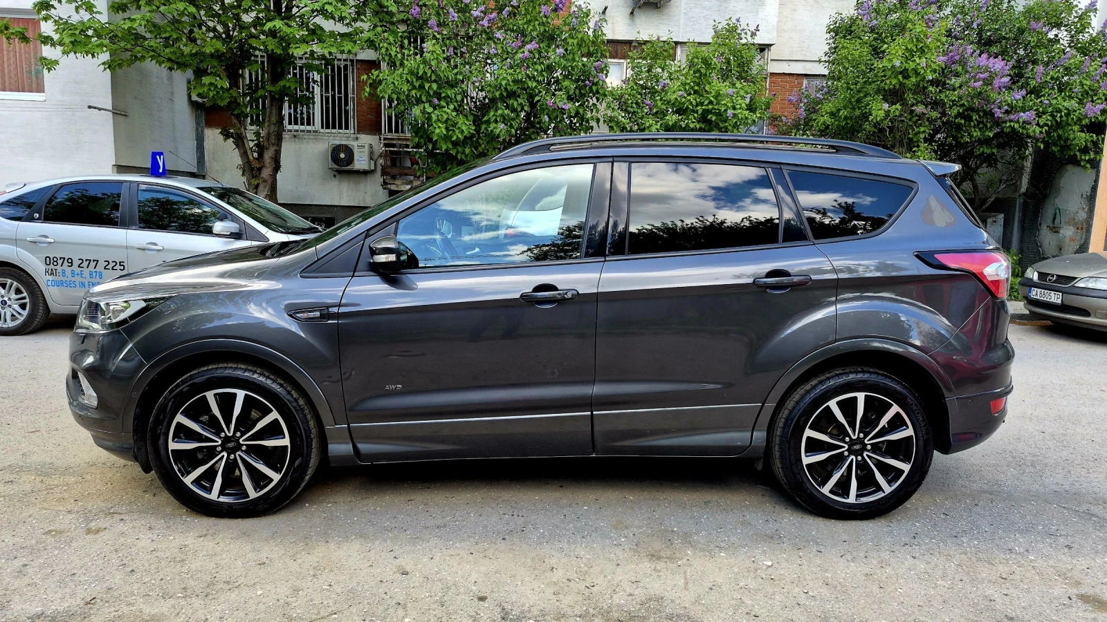Ford Kuga ST-line, снимка 2 - Автомобили и джипове - 54625430