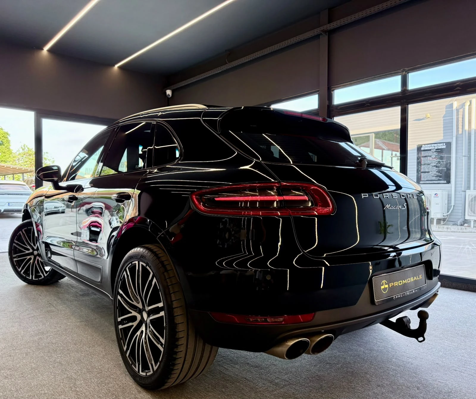 Porsche Macan S* Bose* Pano* Обдух* Лизинг* Keyless* PASM, снимка 4 - Автомобили и джипове - 54640002