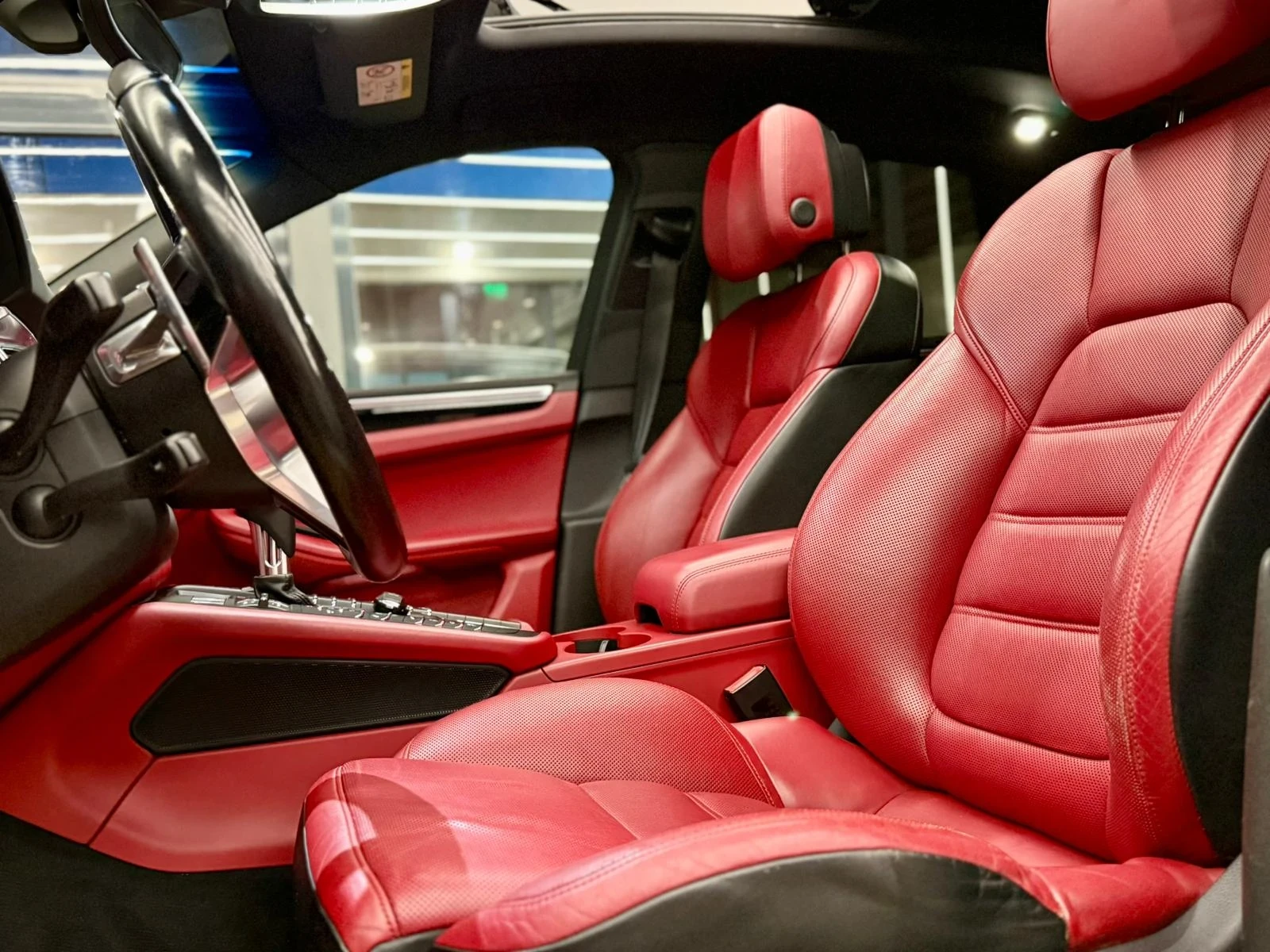 Porsche Macan S* Bose* Pano* Обдух* Лизинг* Keyless* PASM, снимка 8 - Автомобили и джипове - 54640002