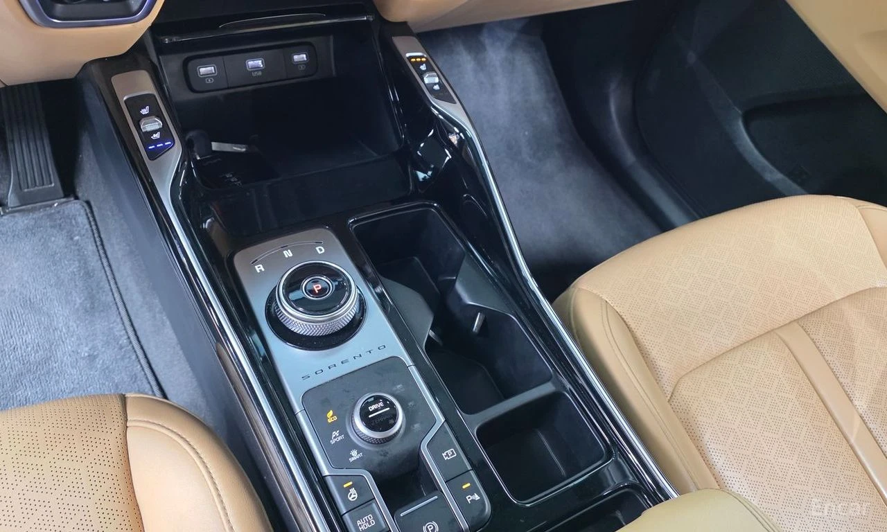 Kia Sorento 1.6 Hybrid* Prestige 4x4* ПОДГРЕВ* ОБДУХВАНЕ* , снимка 13 - Автомобили и джипове - 54868801