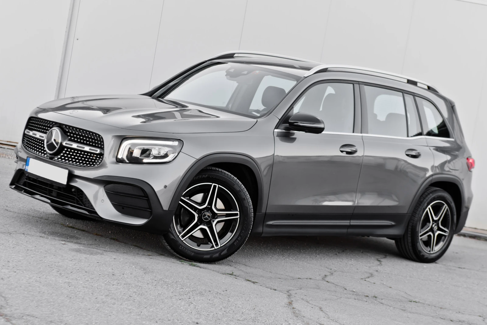 Mercedes-Benz GLB 200 AMG, снимка 2 - Автомобили и джипове - 54914863