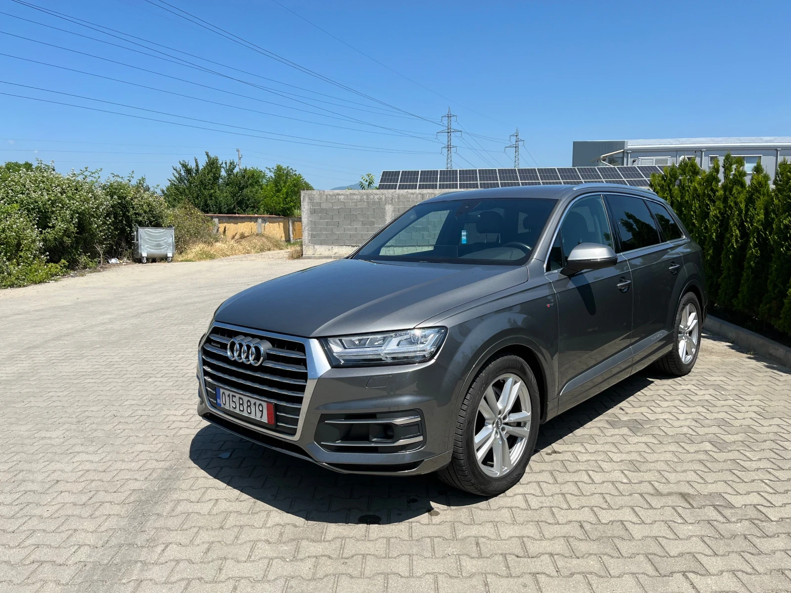 Audi Q7 S-LINE