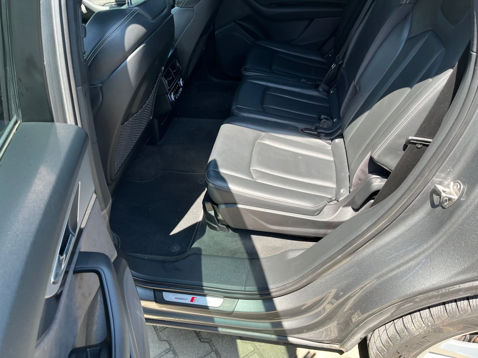 Audi Q7 S-LINE, снимка 6 - Автомобили и джипове - 55086514