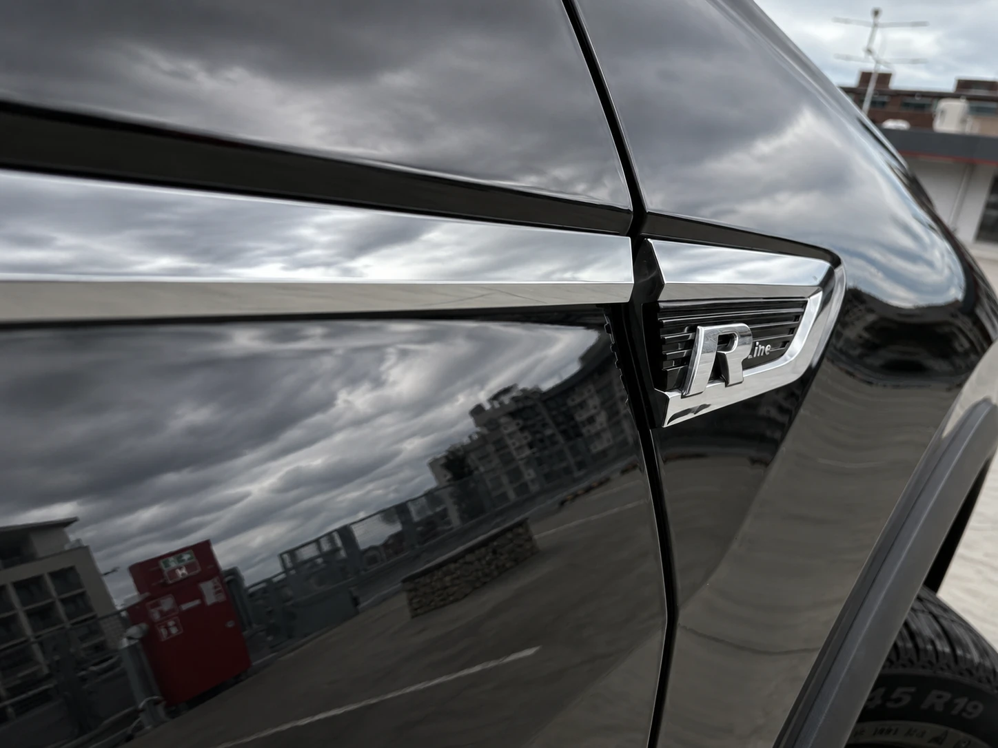 VW Tiguan Allspace R- Line High Line , снимка 4 - Автомобили и джипове - 55769390
