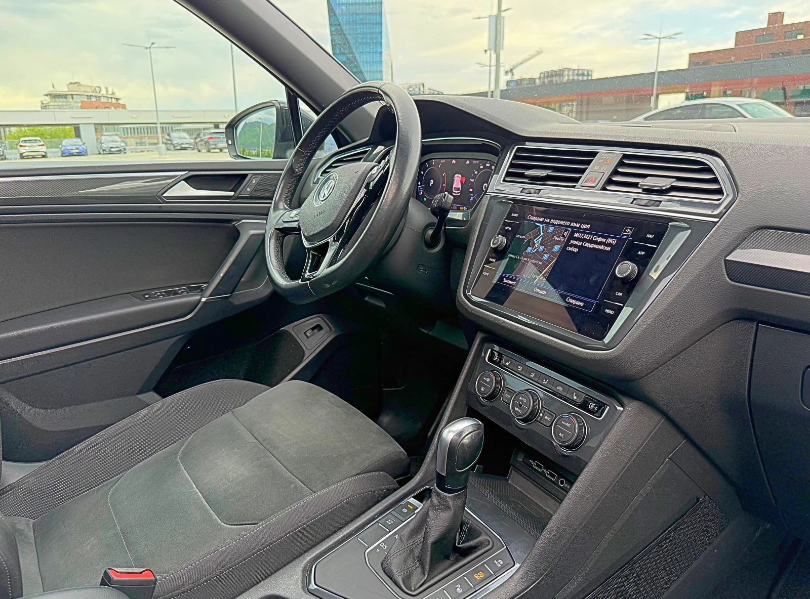 VW Tiguan Allspace R- Line High Line , снимка 8 - Автомобили и джипове - 55769390