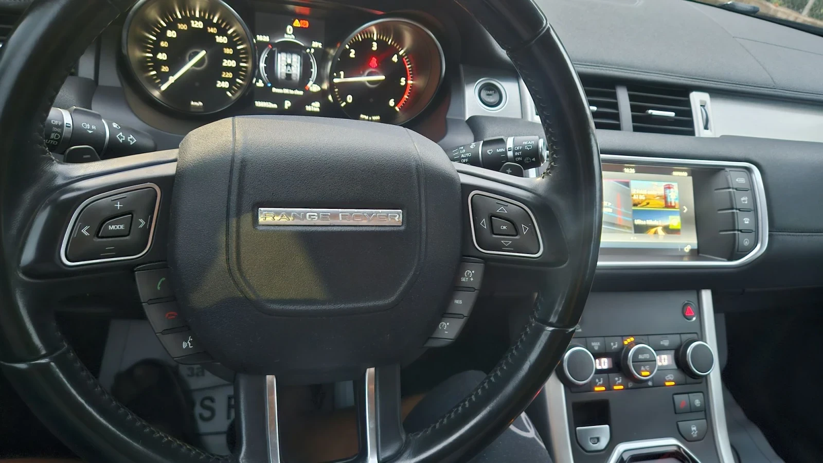 Land Rover Range Rover Evoque 2.0 D..4Х4 , снимка 12 - Автомобили и джипове - 55931552