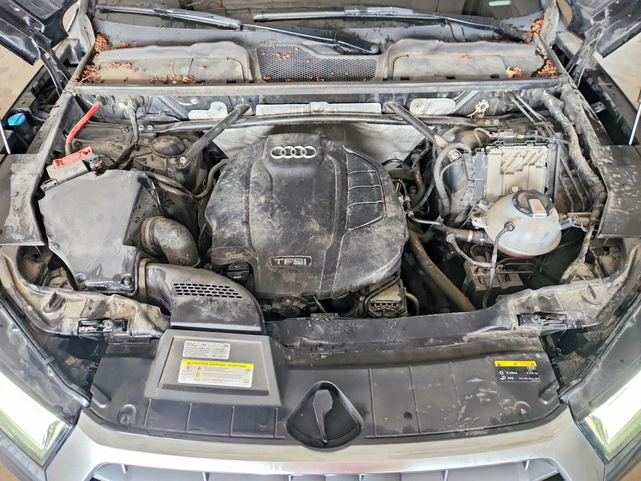 Audi Q5 2.0l Premium Plus, снимка 12 - Автомобили и джипове - 56086337