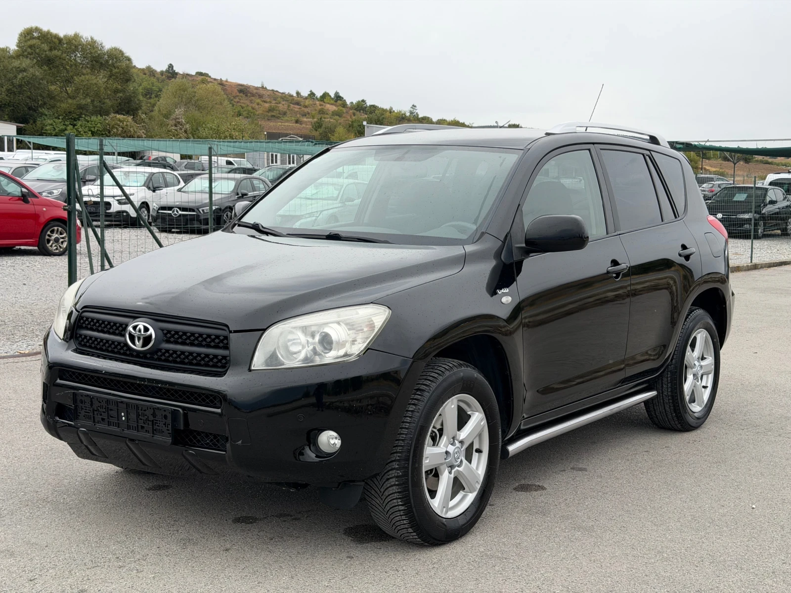 Toyota Rav4 2.2 D4D, снимка 3 - Автомобили и джипове - 56224807