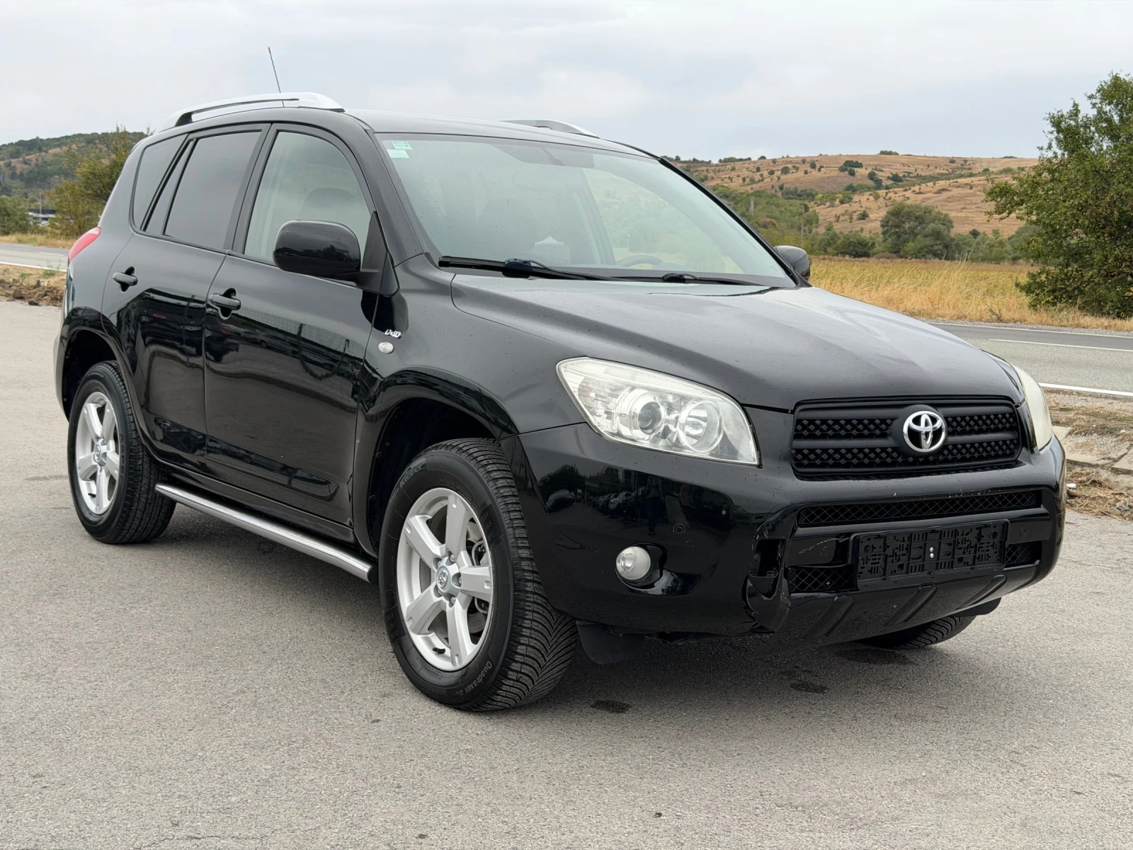 Toyota Rav4 2.2 D4D, снимка 2 - Автомобили и джипове - 56224807