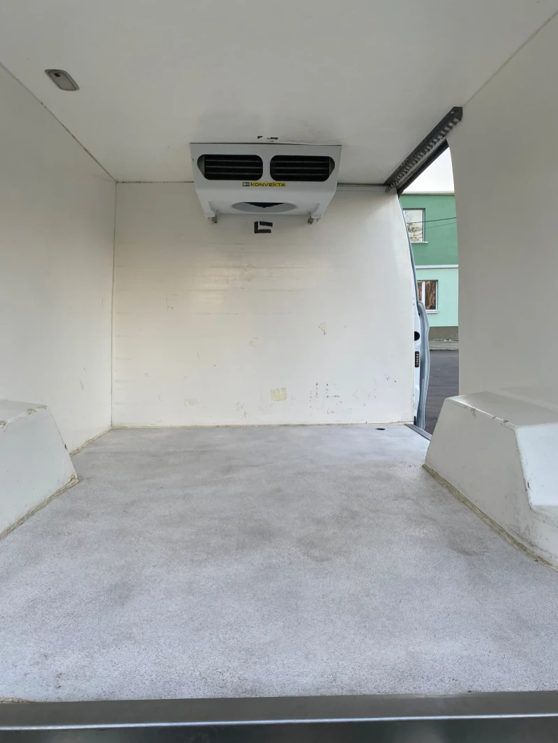 Mercedes-Benz Vito 114CDI Хладилен!!!, снимка 12 - Бусове и автобуси - 52776253