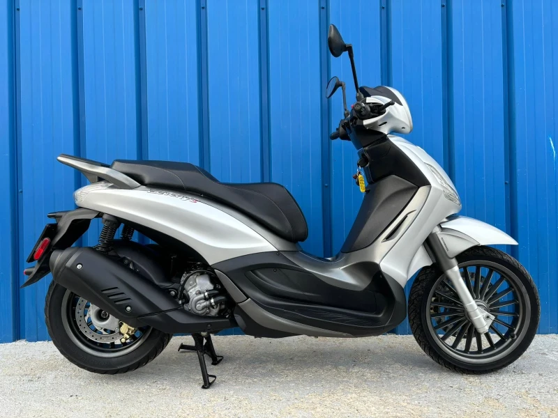 Piaggio Beverly 300i ABS ASR, снимка 1 - Мотоциклети и мототехника - 48396991