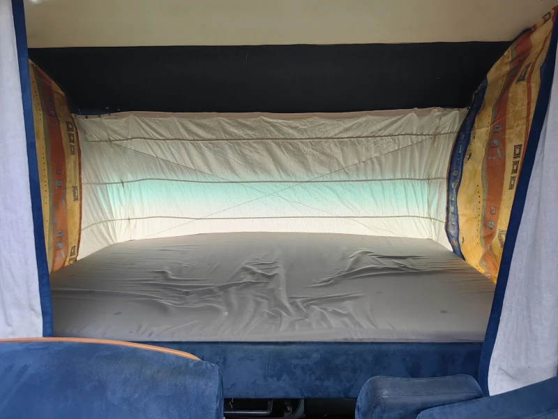 Кемпер Euramobil 635LS Климатик, снимка 11 - Каравани и кемпери - 52196004