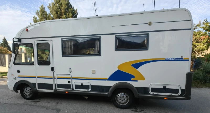Кемпер Euramobil 635LS Климатик, снимка 5 - Каравани и кемпери - 52196004