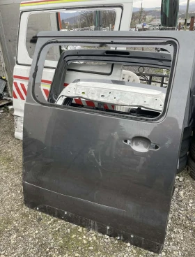 Дясна Плъзгаща Врата EXPERT PROACE 16- VIVARO 19- 2бр., снимка 4 - Части - 52956118