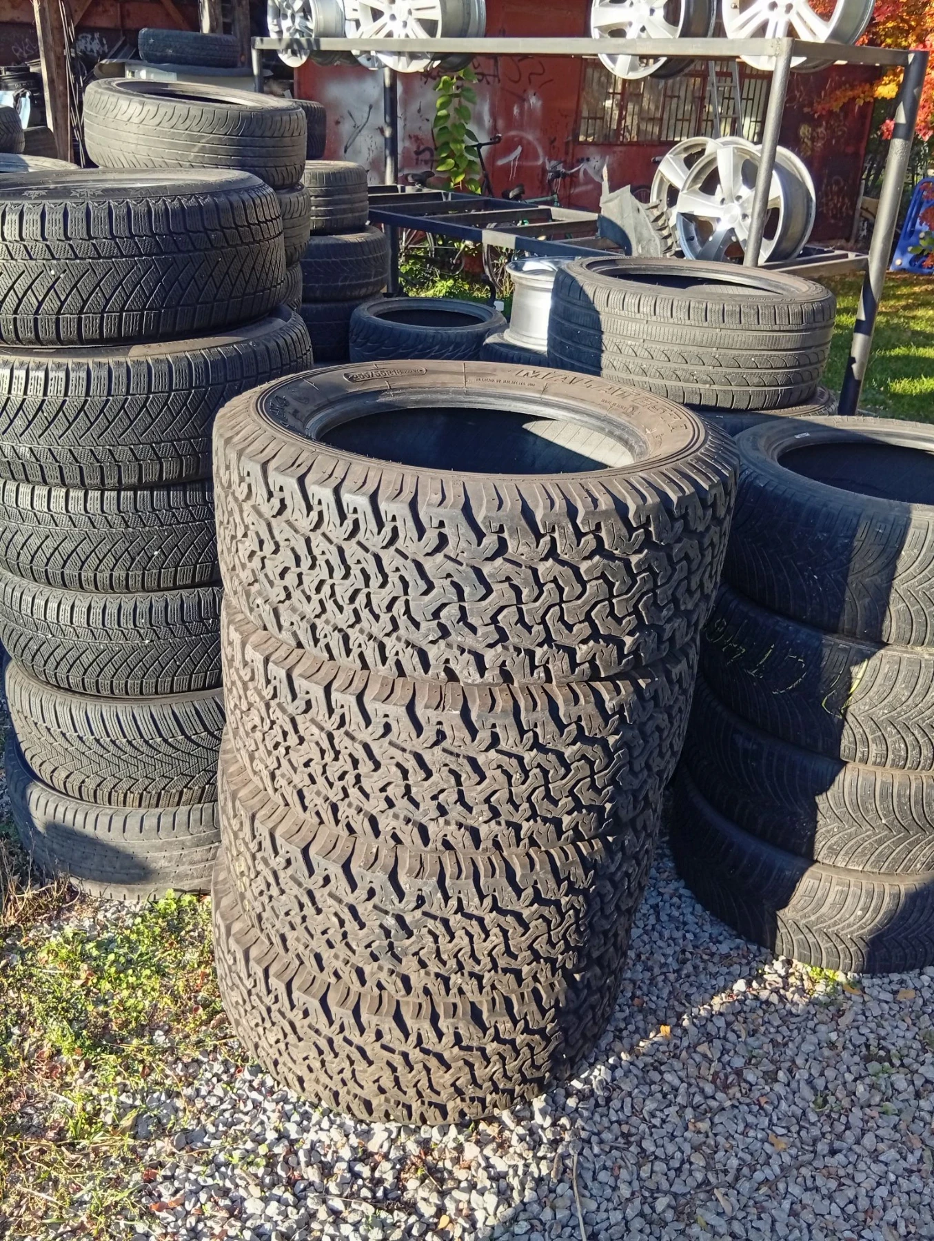 Гуми Зимни 255/55R18
