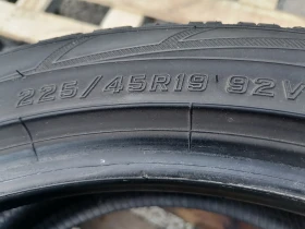 Гуми Зимни 225/45R19, снимка 6 - Гуми и джанти - 52699161