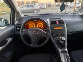 Toyota Auris, снимка 9