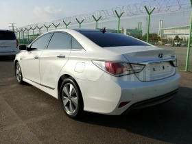 Hyundai Sonata YF, снимка 6