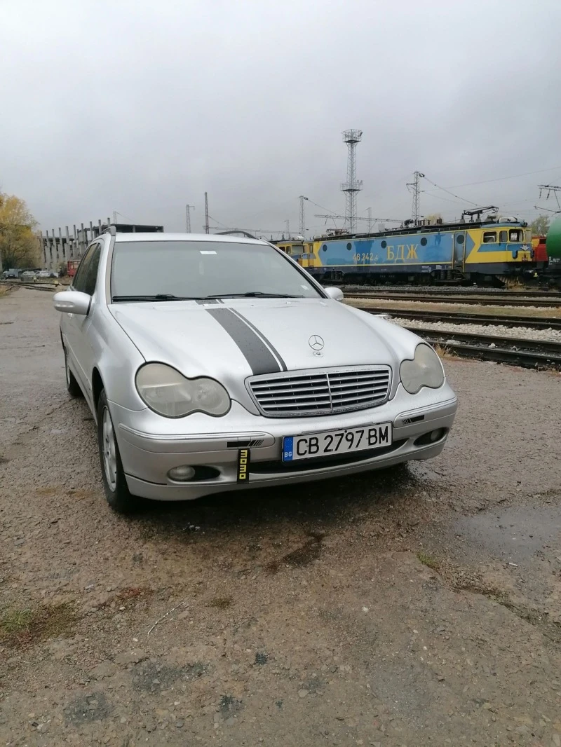 Mercedes-Benz C 220, снимка 1 - Автомобили и джипове - 47038167