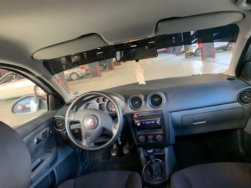 Seat Ibiza 1.2 , снимка 6 - Автомобили и джипове - 46380589