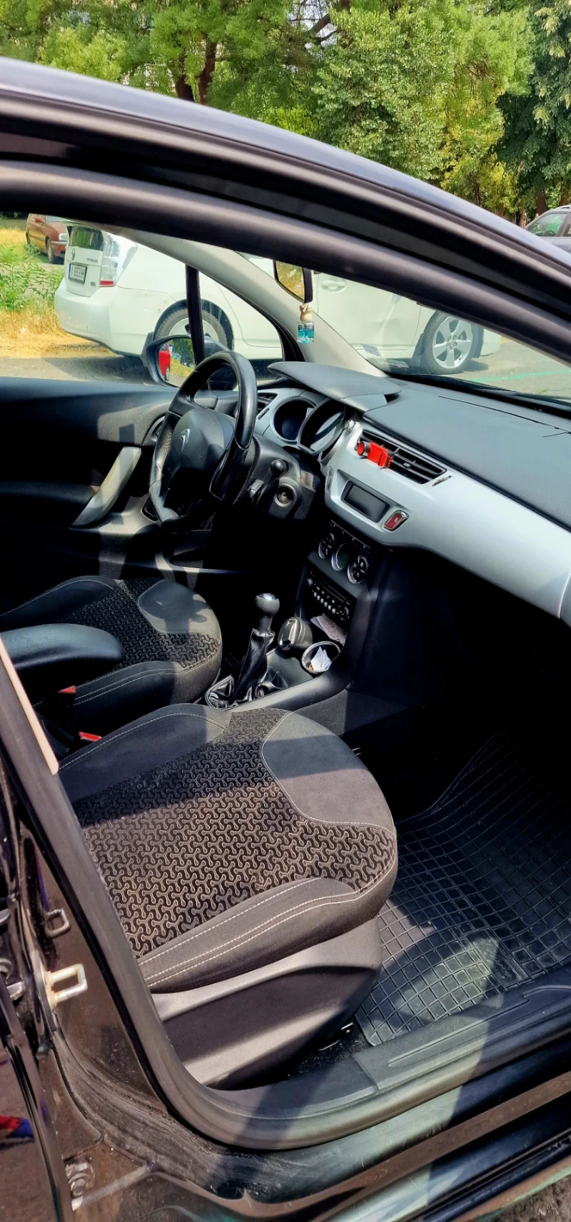 Citroen C3 1.6 hdi, снимка 5 - Автомобили и джипове - 49636821