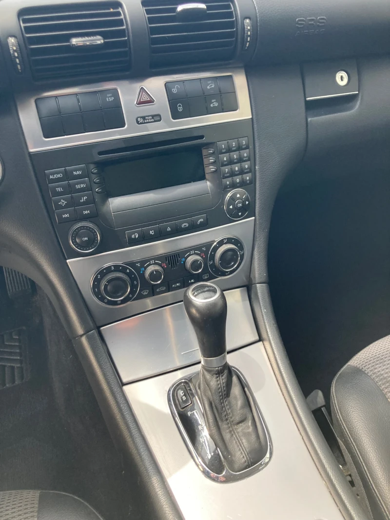 Mercedes-Benz C 220 220 CDI , снимка 5 - Автомобили и джипове - 52592827