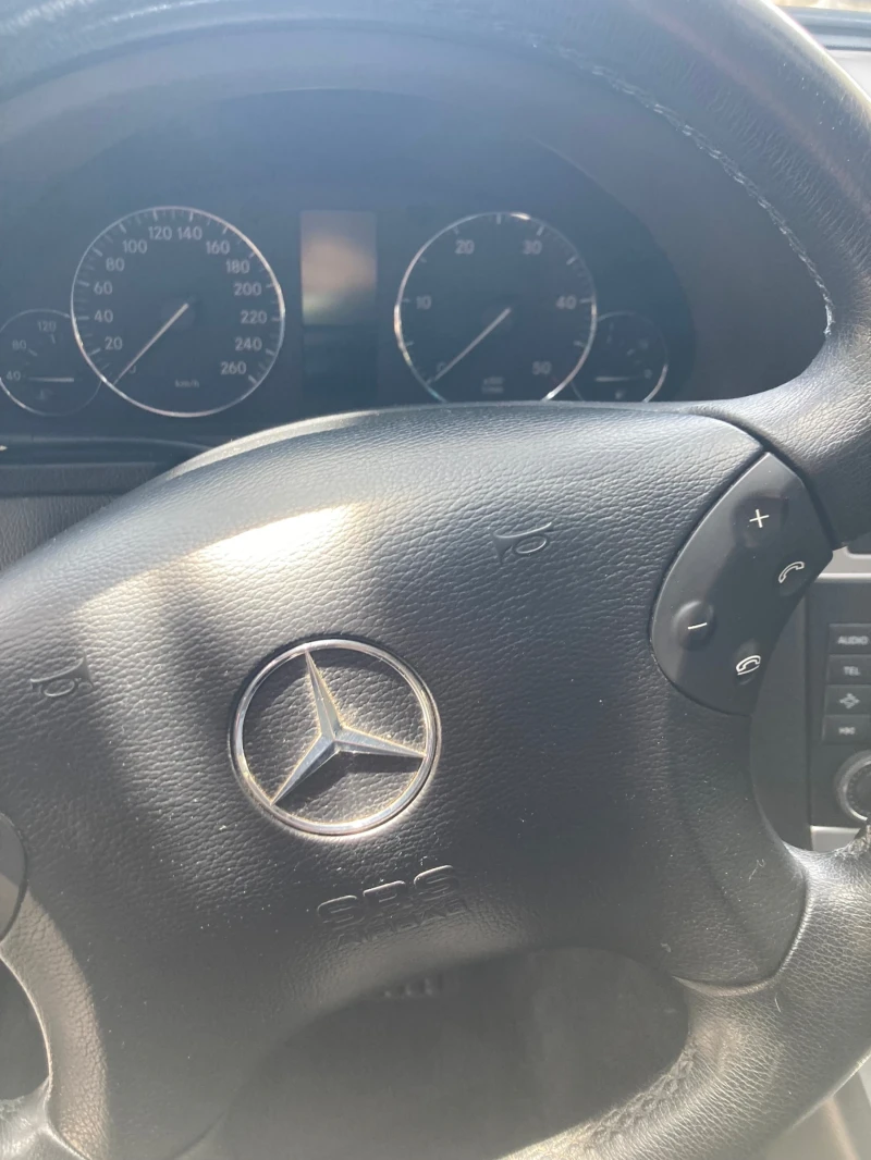 Mercedes-Benz C 220 220 CDI , снимка 6 - Автомобили и джипове - 52592827