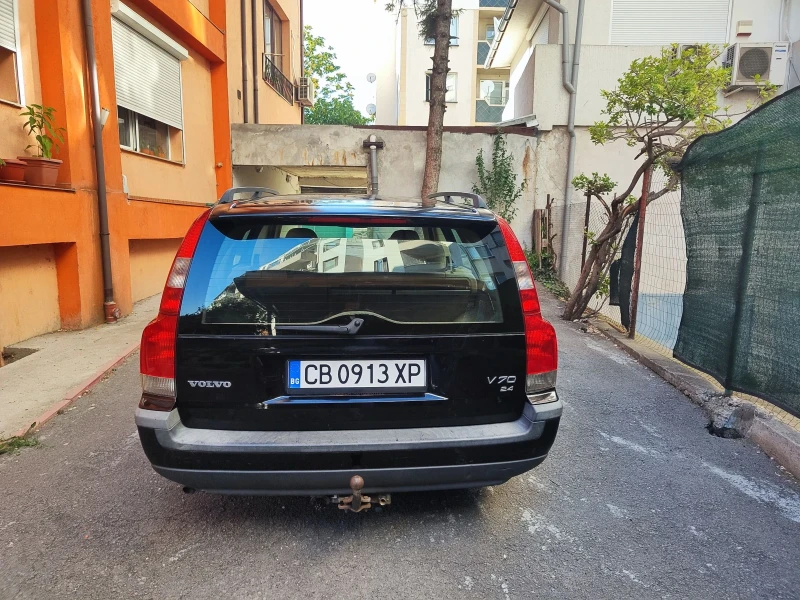 Volvo V70 2400 АГУ, снимка 4 - Автомобили и джипове - 51313935