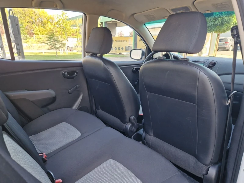 Hyundai I10 1.1 / четири цилиндъра , снимка 12 - Автомобили и джипове - 51940169