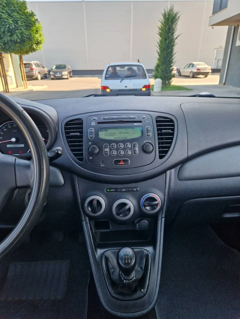 Hyundai I10 1.1 / четири цилиндъра , снимка 13 - Автомобили и джипове - 51940169