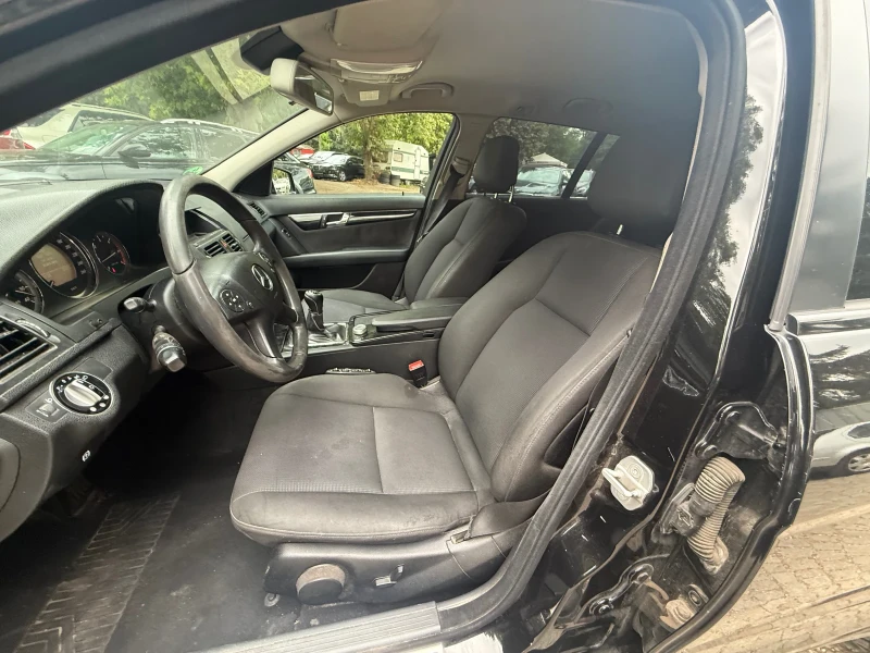 Mercedes-Benz C 220 646* Ръчка* БАРТЕР, снимка 10 - Автомобили и джипове - 52099073